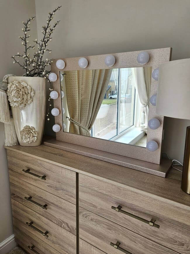 Jolie Gold Hollywood Mirror 80 x 60cm - Image 6