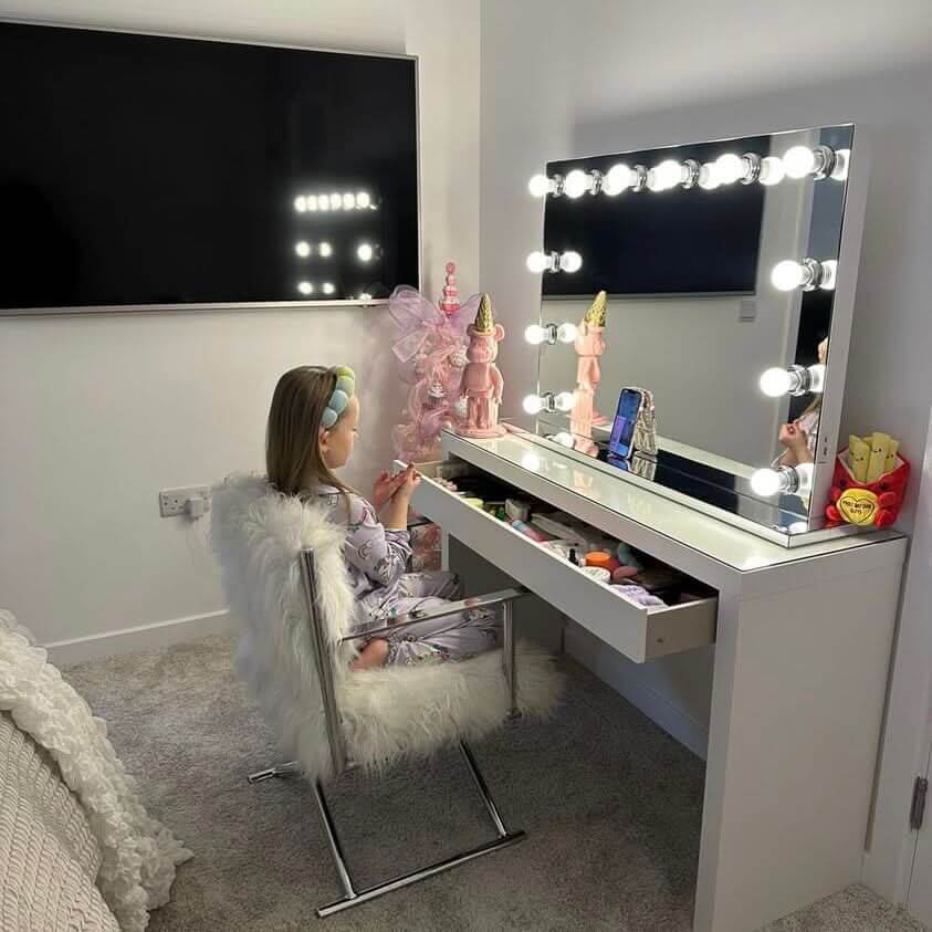 Scarlett Large Hollywood Mirror 100x70cm - Image 7