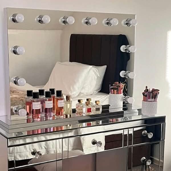 Scarlett Large Hollywood Mirror 100x70cm - Image 9